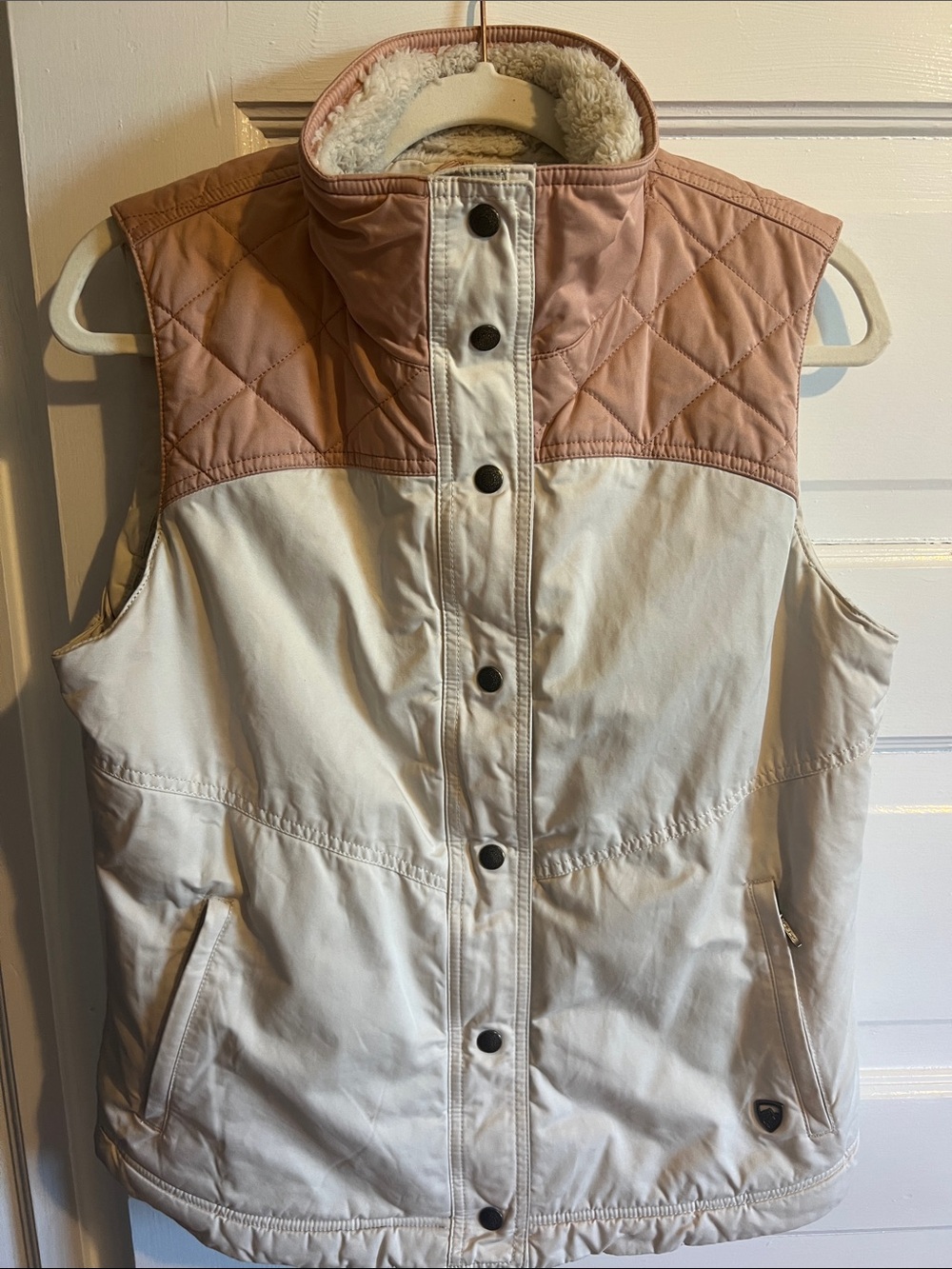 Kuhl Two-Tone Quilted Pink and Cream Sleeveless Puffer Vest